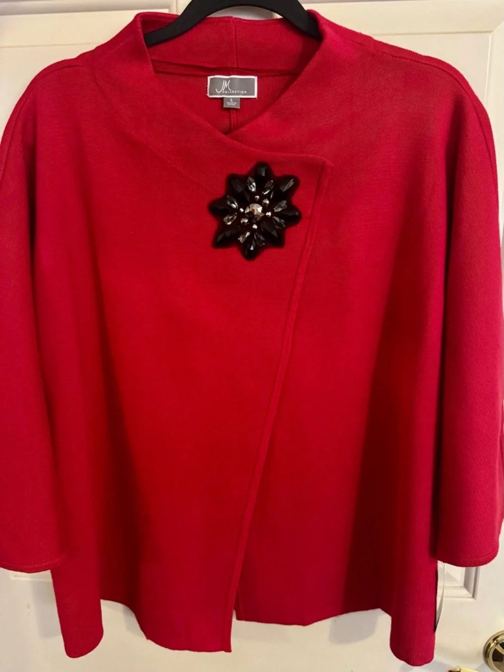 **NWT** JM Collection Red Asymmetrical Sweater Jacket & Jeweled Brooch Size - L - Picture 11 of 11